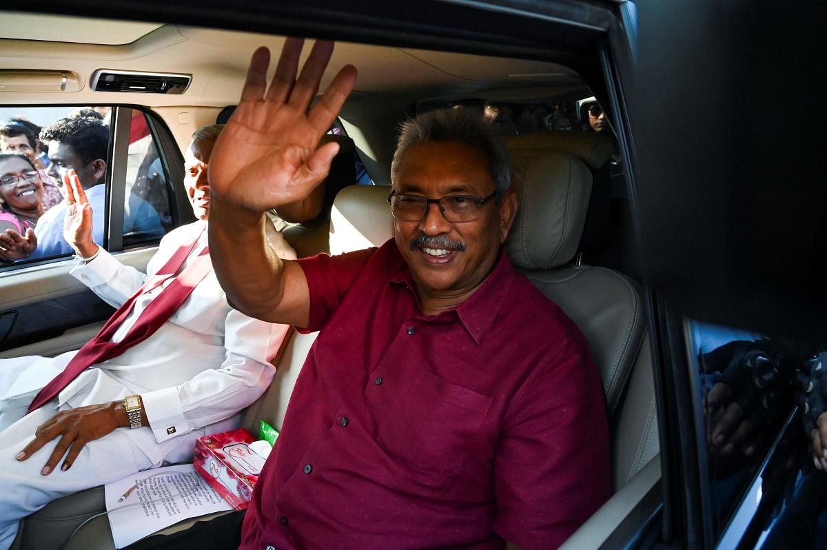 Gotabaya Rajapaksa's elder brother Mahinda Rajapaksa, who was the country's president from 2005 to 2015, former Minister Basil Rajapaksa and a large number of dignitaries, including parliamentarians, will participate in the oath-taking ceremony. (AFP photo)