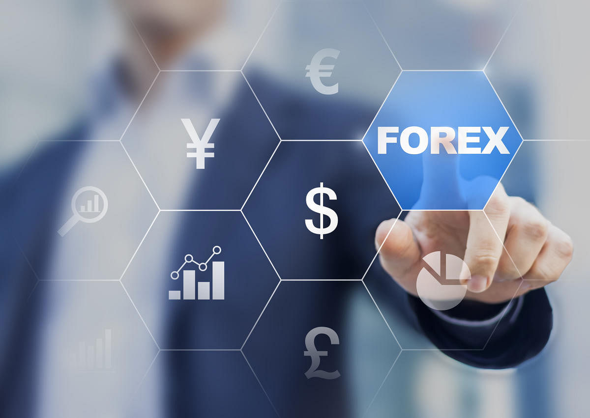 Concept about forex currency exchange on a digital screen. (DH photo)