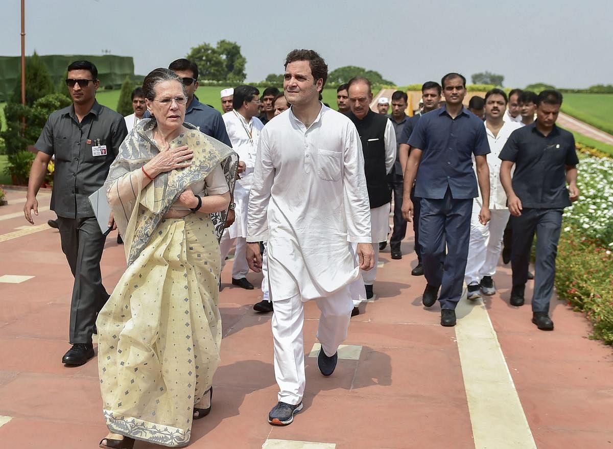 Congress President Sonia Gandhi with party leader Rahul Gandhi accompanied by SPG 