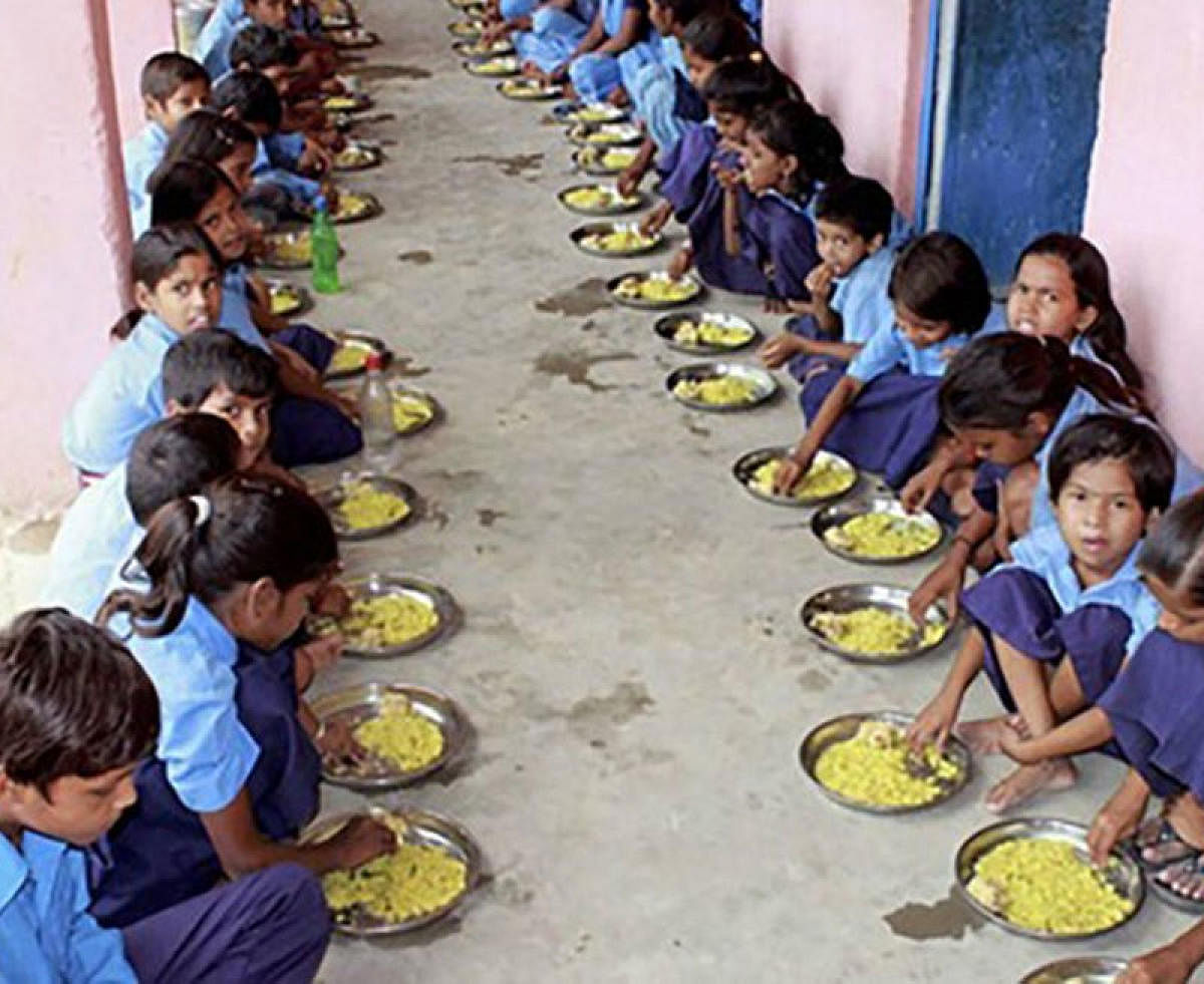 It may be recalled that during the Siddaramaiah-led previous Congress regime, the government had withdrawn the midday meal facility served by the Kollur temple to the children of the school run by RSS leader Kalladka Prabhakar Bhat.