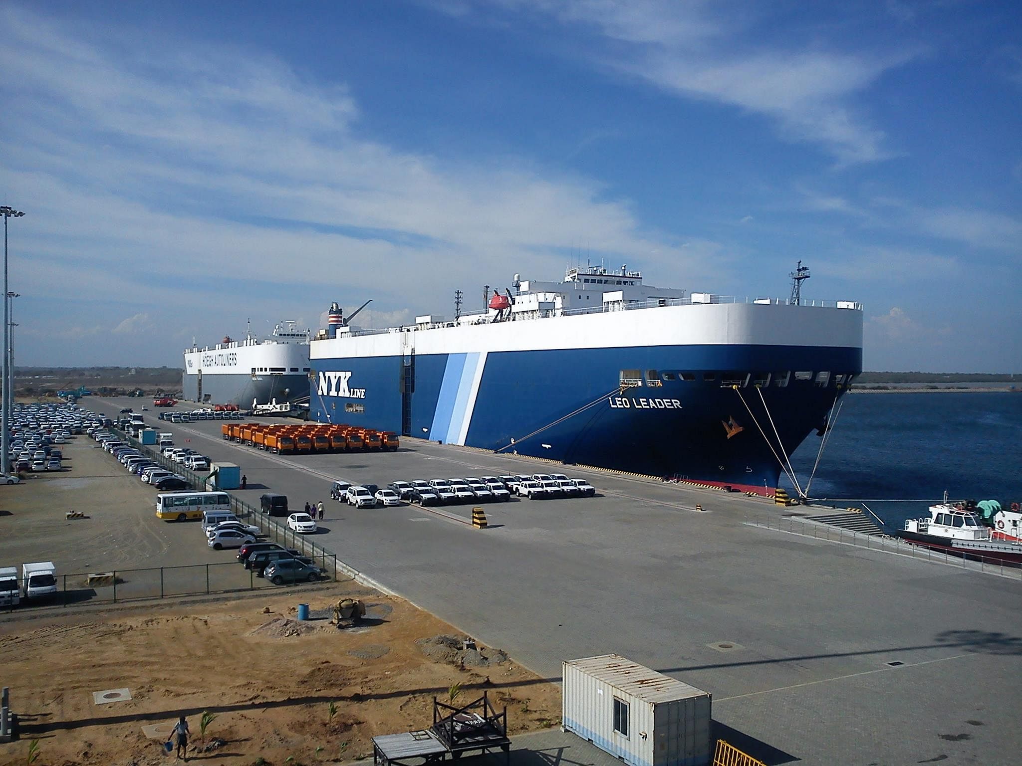 Ship at Hambantota port in Sri Lanka from 2013 (Wikimedia Commons Photo)