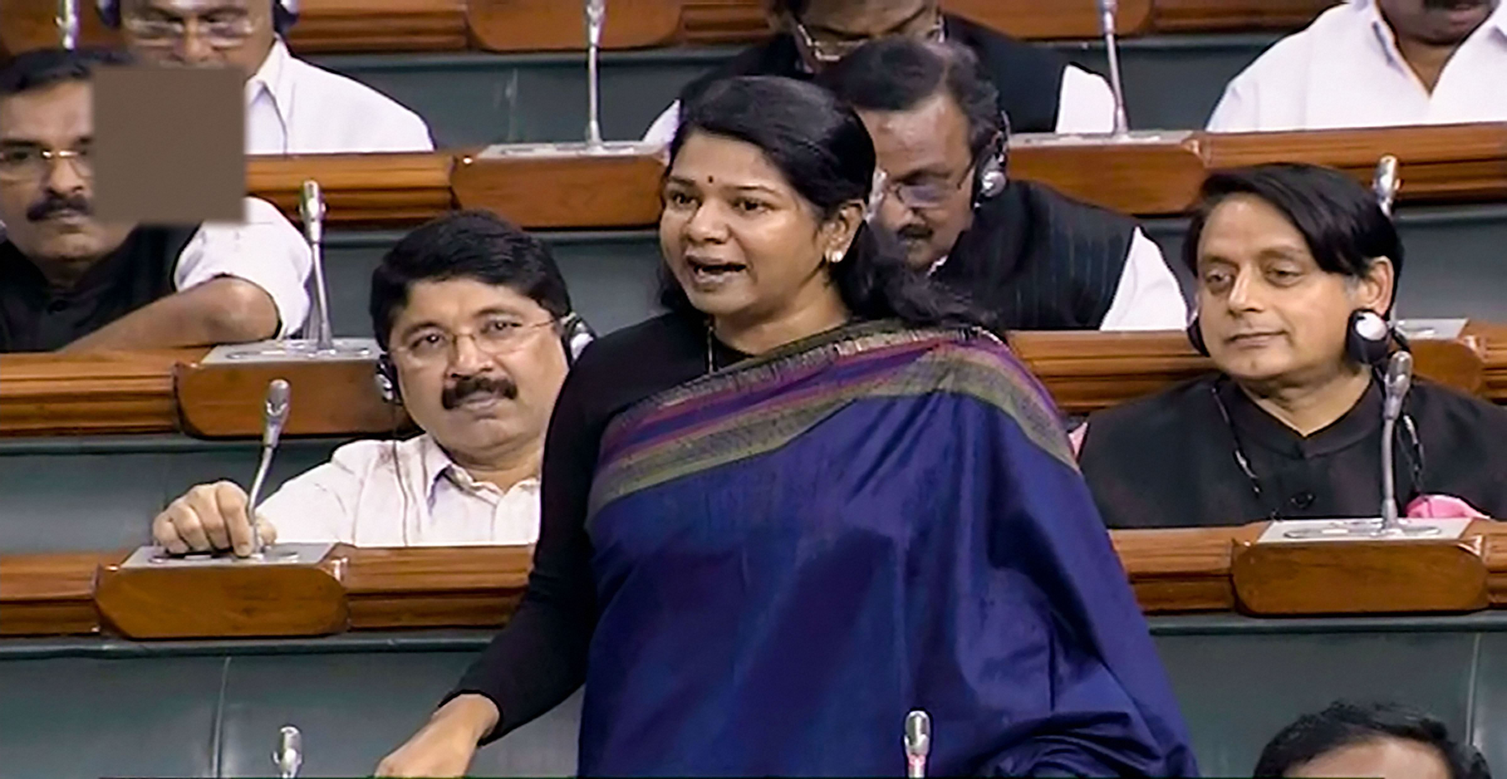 "It is a very bad situation across the entire country. In Tamil Nadu, Delhi, and Mumbai, the price of onions is over Rs 100 per kg," DMK MP Kanimozhi said. ((LSTV/PTI Photo)