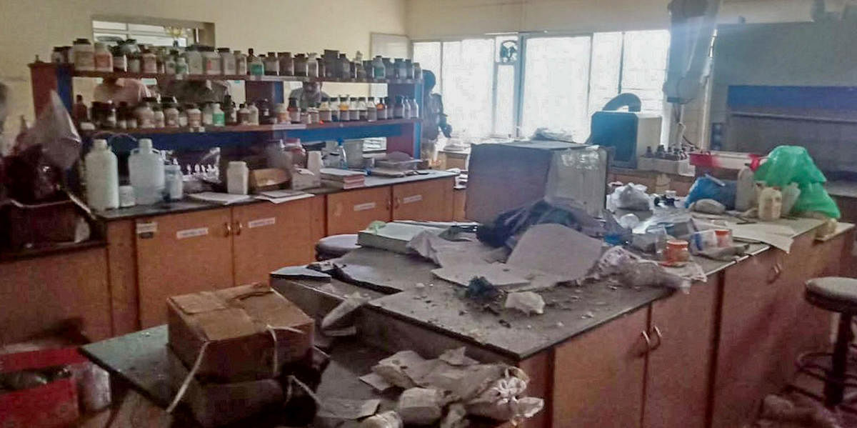 A view of inside after a powerful blast in Karnataka's Forensic Science Laboratory (FSL) on Sarjapur main road in Bengaluru on Friday, November 29, 2019. six scientists and one supporting staff inured during the incident. (DH Photo)