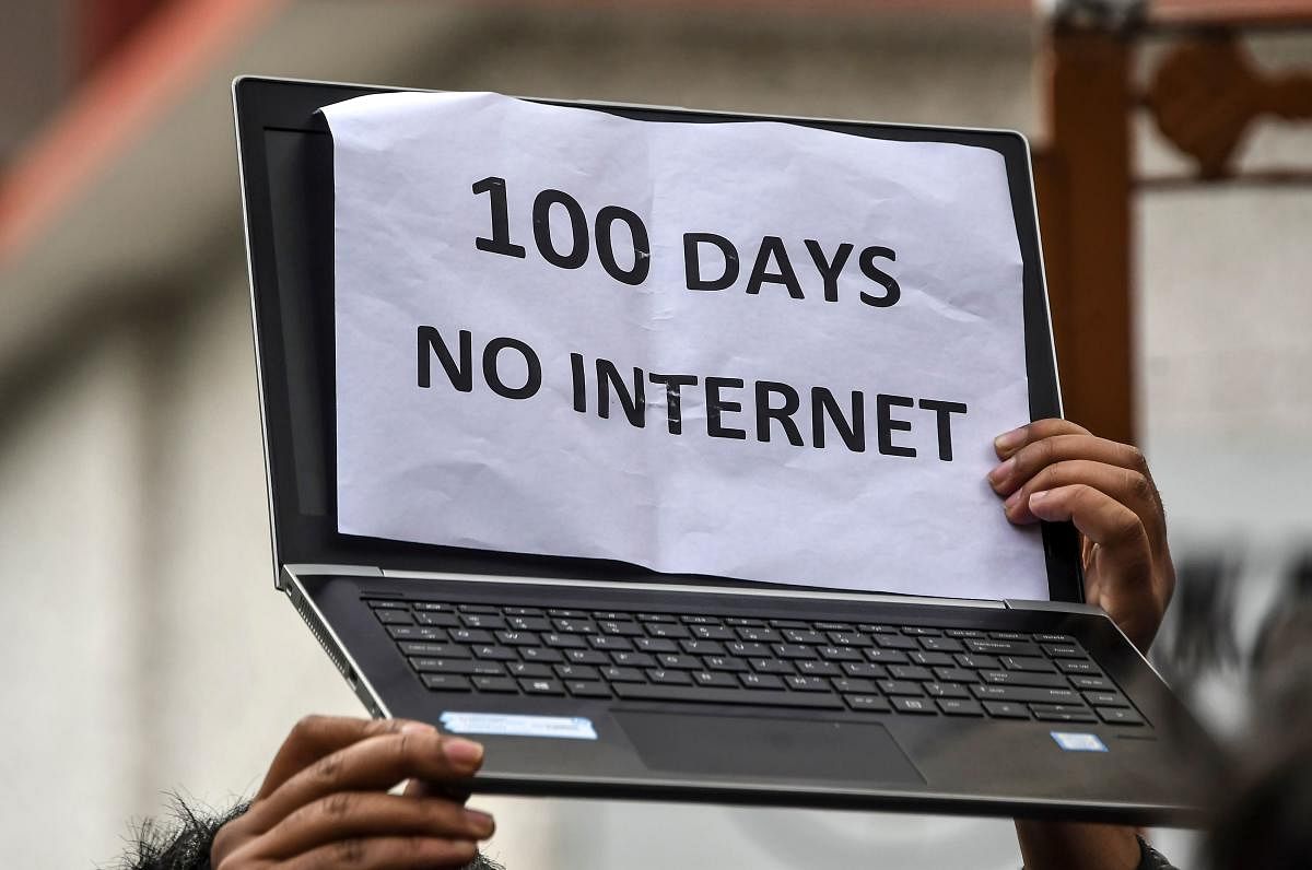 Jammu and Kashmir internet suspension (AFP Photo)