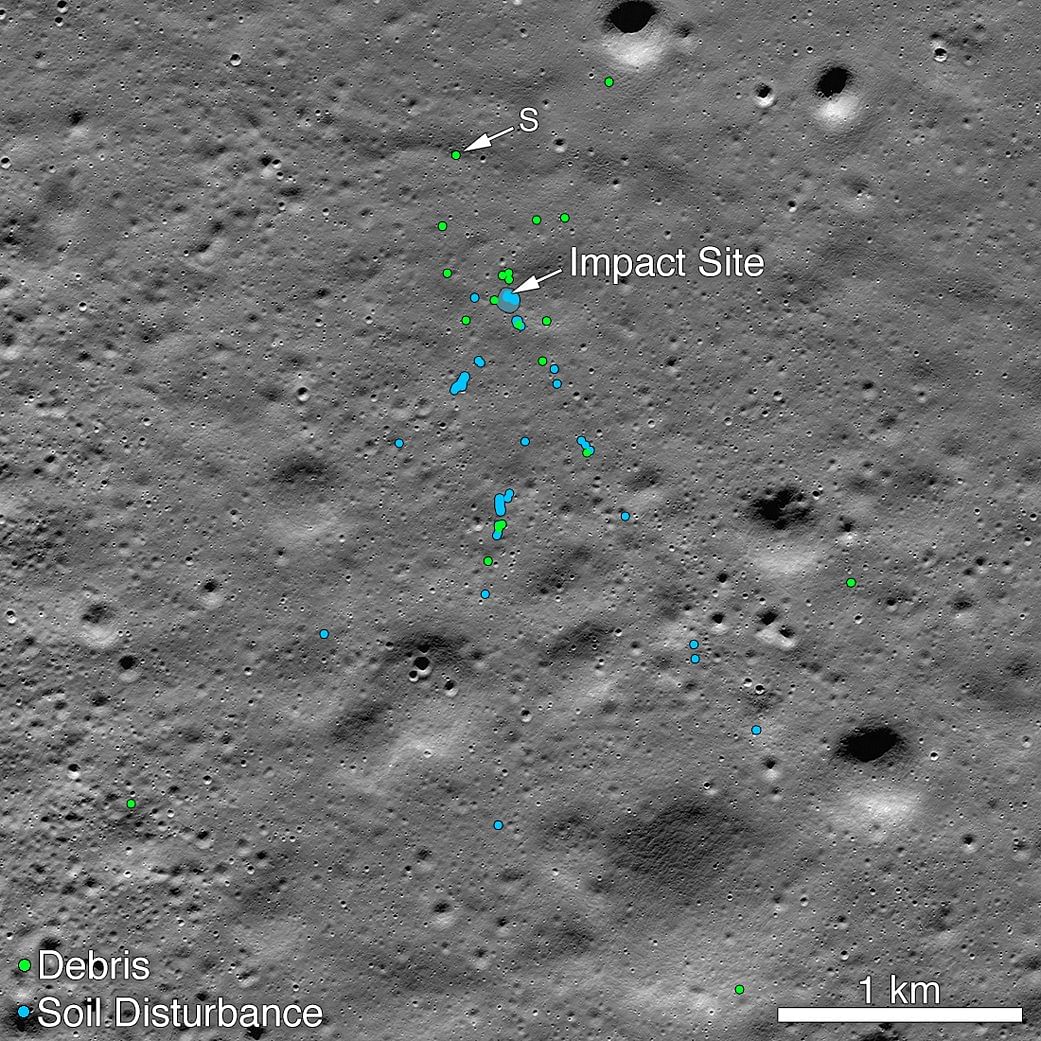 Vikram Lander impact point and associated debris field. Green dots indicate spacecraft debris. Blue dots locate disturbed soil, likely where small bits of the spacecraft churned up the regolith. "S" indicates debris identified by Shanmuga Subramanian. (Photo: NASA/Goddard/Arizona State University)