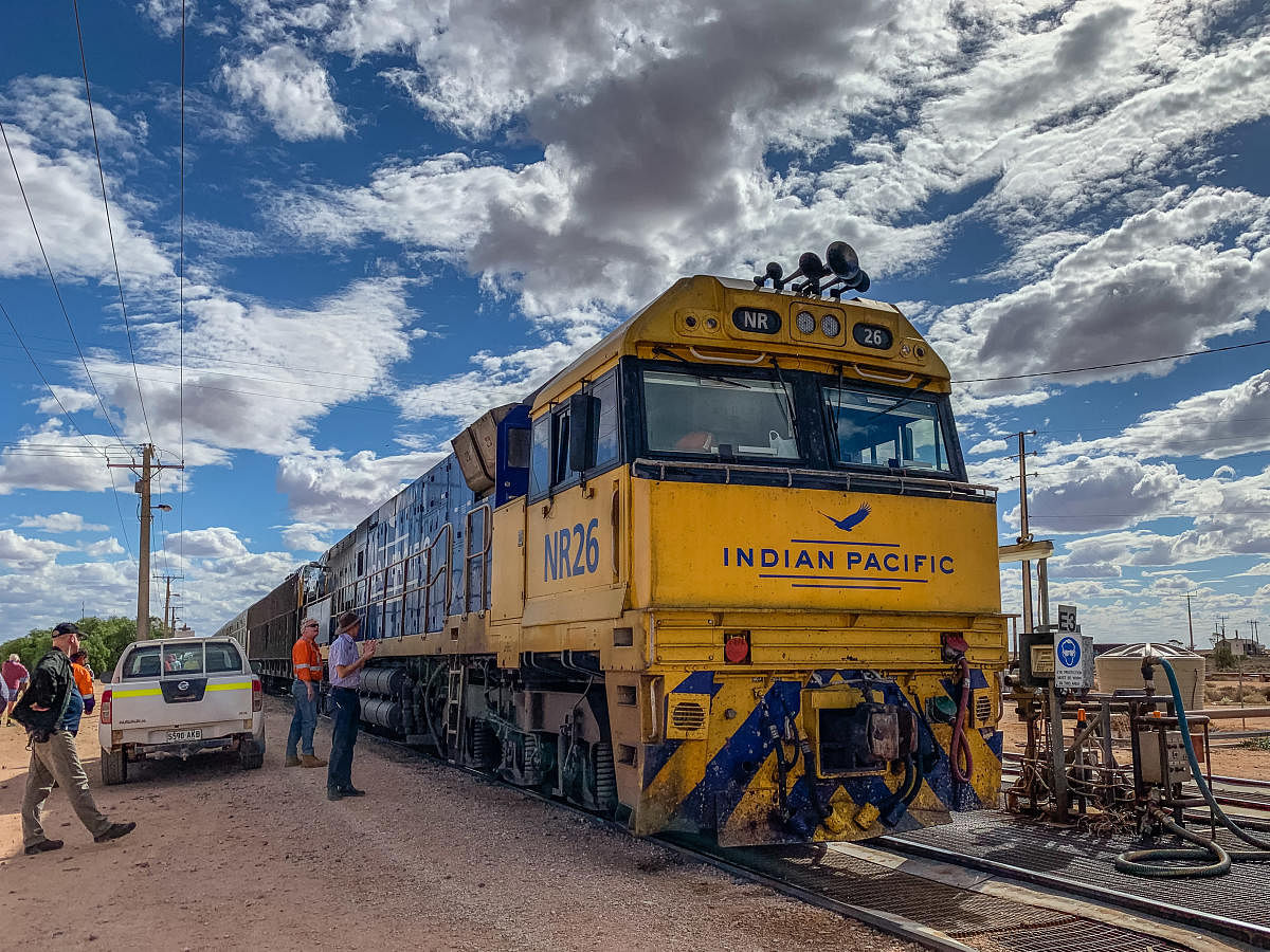 Indian Pacific Trainphotos by author