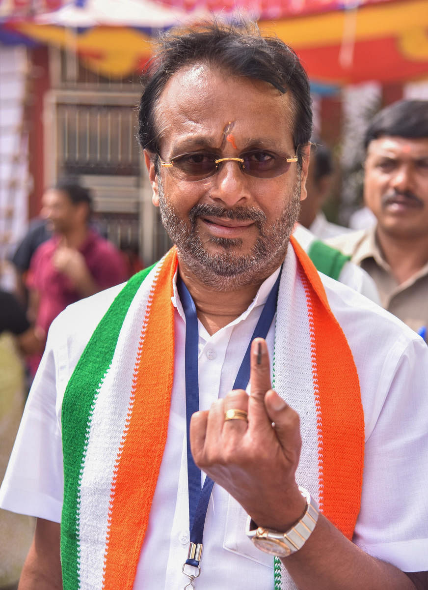 Congress candidate M Narayanaswamy.