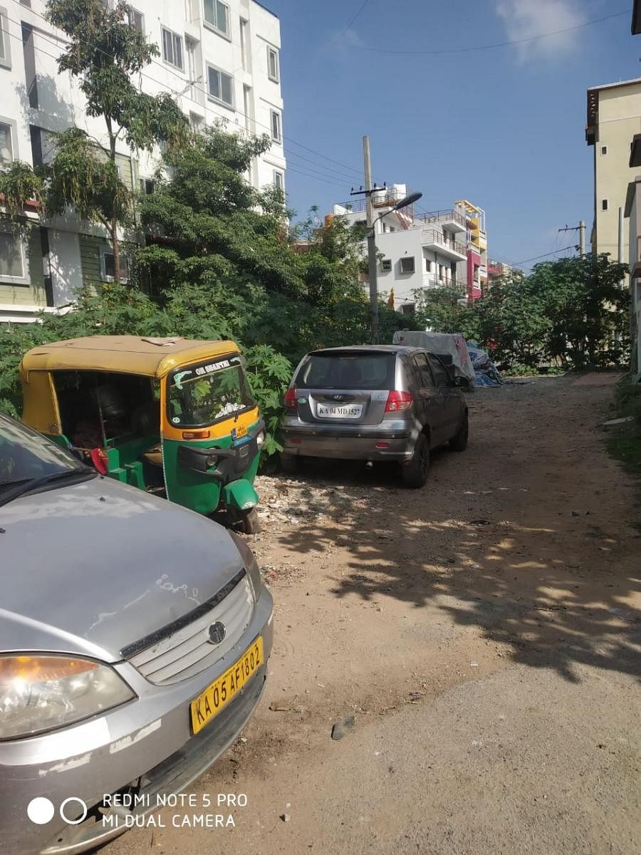 The land that falls in the buffer zone of a SWD in Someshwara Nagar. (DH Photo/Sandesh MS)