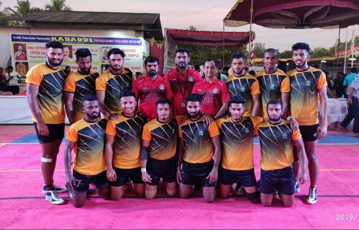 Mangalore University Kabaddi team which won championship in South Zone Inter University Kabaddi Men Tournament at Thenkanidiyooru in Udupi.