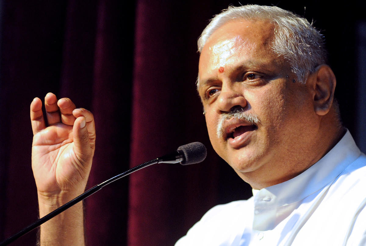 Hectic political activity was observed among the BJP ranks on Monday, owing to the meeting of BJP national general secretary (organisation) B L Santosh called on Chief Minister B S Yediyurappa.  