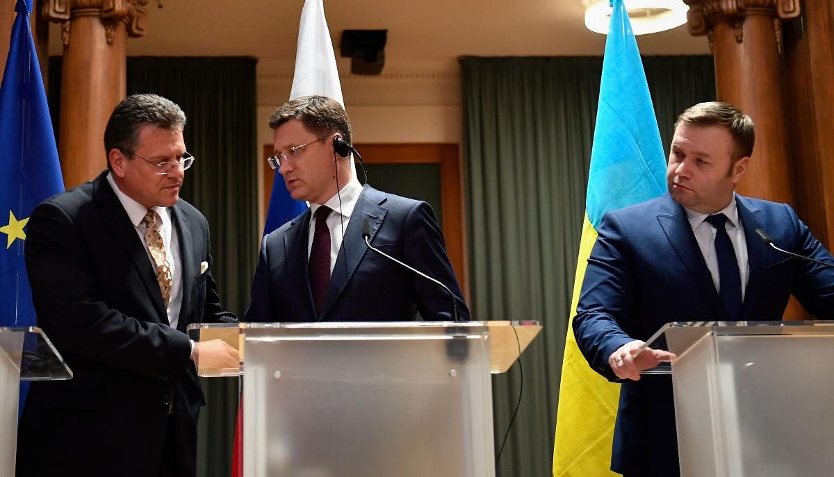 European Commission vice-president Maros Sefcovic, Russia's Minister of Energy Alexander Novak and Ukrainian Minister of Energy and Environmental Protection Oleksiy Orzhel during a press conference. (AFP Photo)