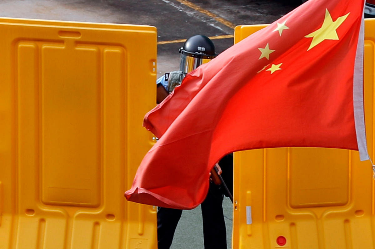 Chinese national flag flutters (Reuters Photo)