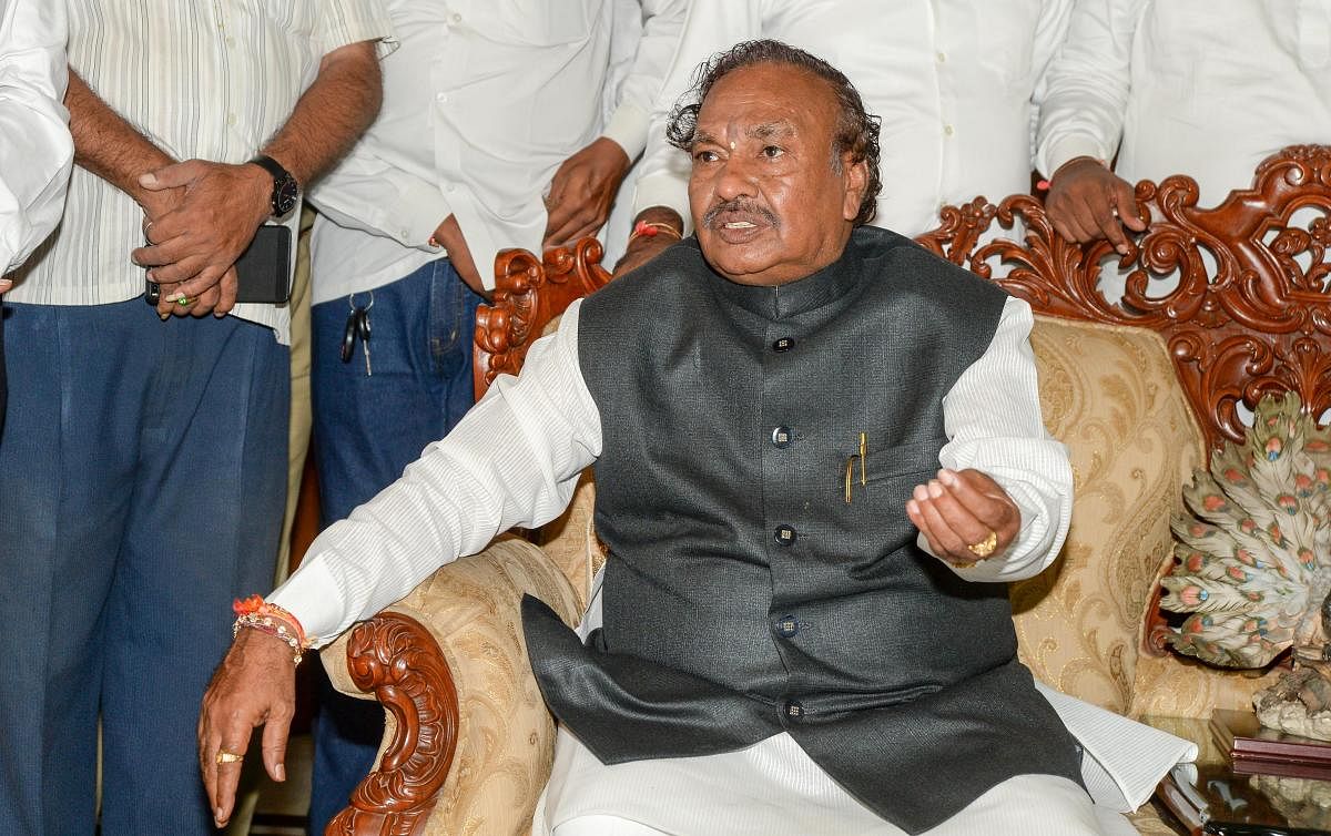 K S Eshwarappa promised that legislators, who had quit Congress and JD(S), will be accommodated in the cabinet without fail. (DH File Photo)
