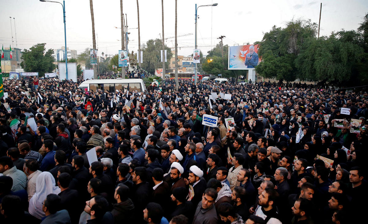 People attend a funeral procession for Iranian Major-General Qassem Soleimani. (Reuters photo)