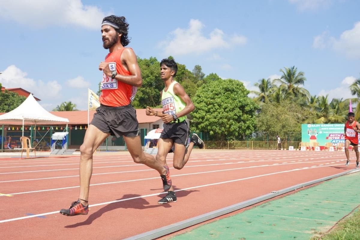 Narendra Prathap Singh of Mangalore University in action at the 80th All India Inter-University Athletics Championship at Moodbidri on Sunday.