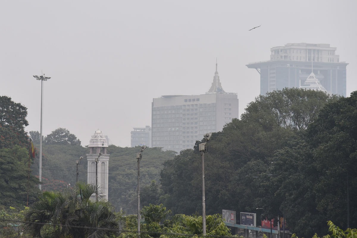 Bengaluru witnessed cloudy weather on Monday. DH Photo/S K Dinesh