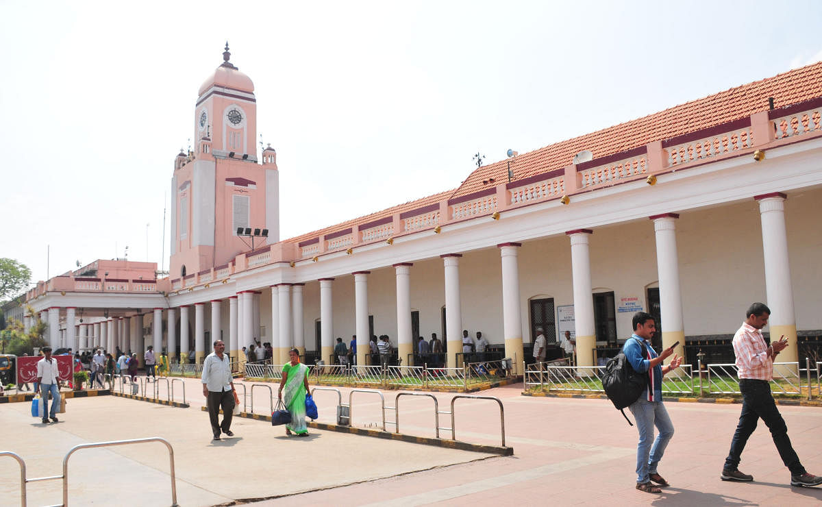 A view of Mysuru Railway Station. A survey had been conducted in 2011 for a rail route between Mysuru and Kushalnagar. DH File Photo