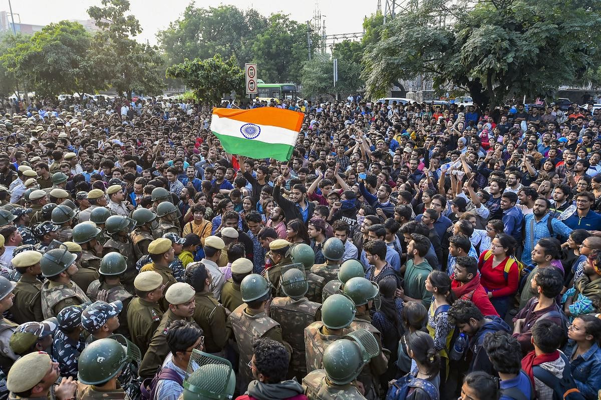 File picture of JNU students protesting over hotel fee-hike. (Credit: PTI)