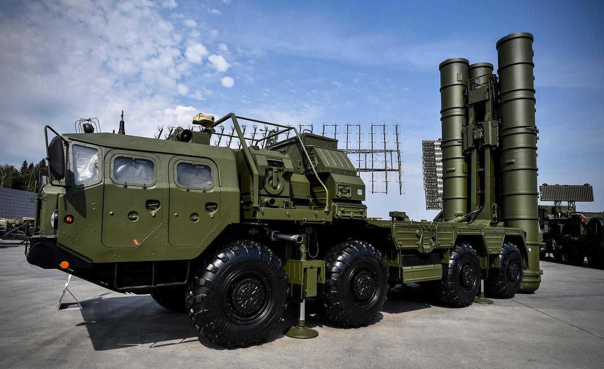 Russian S-400 anti-aircraft missile launching system is displayed at the exposition field in Kubinka Patriot Park outside Moscow. AFP Photo