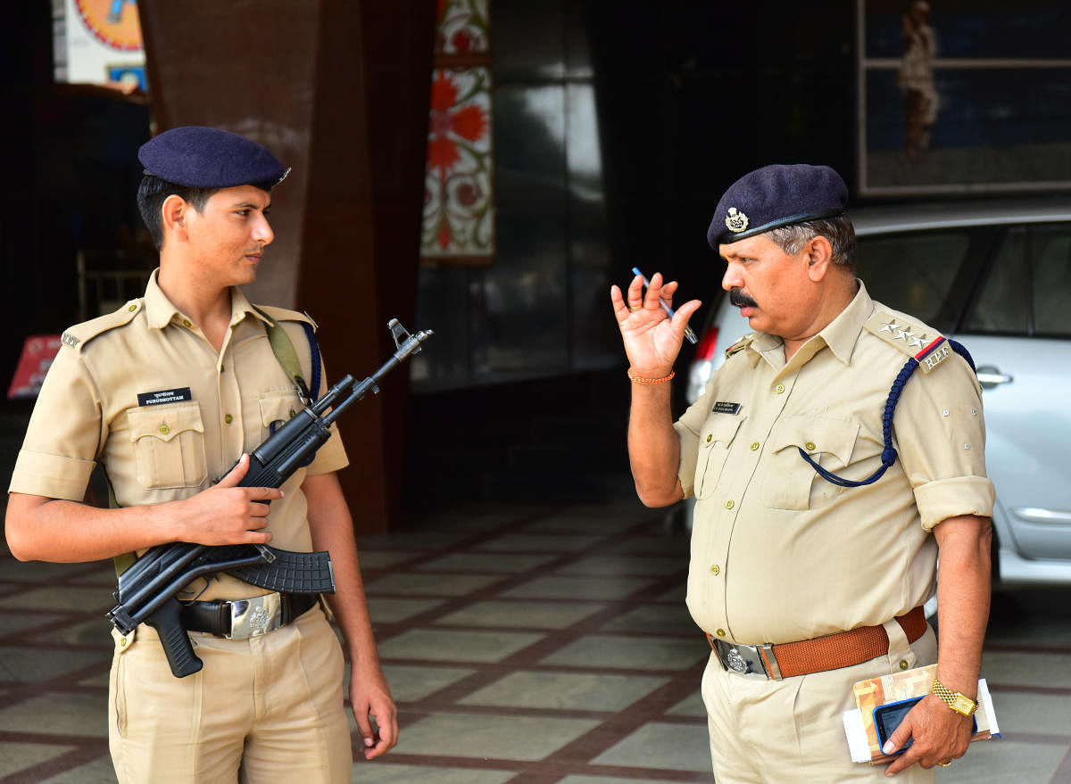 RPF Security at Railway Station. (DH Photo)