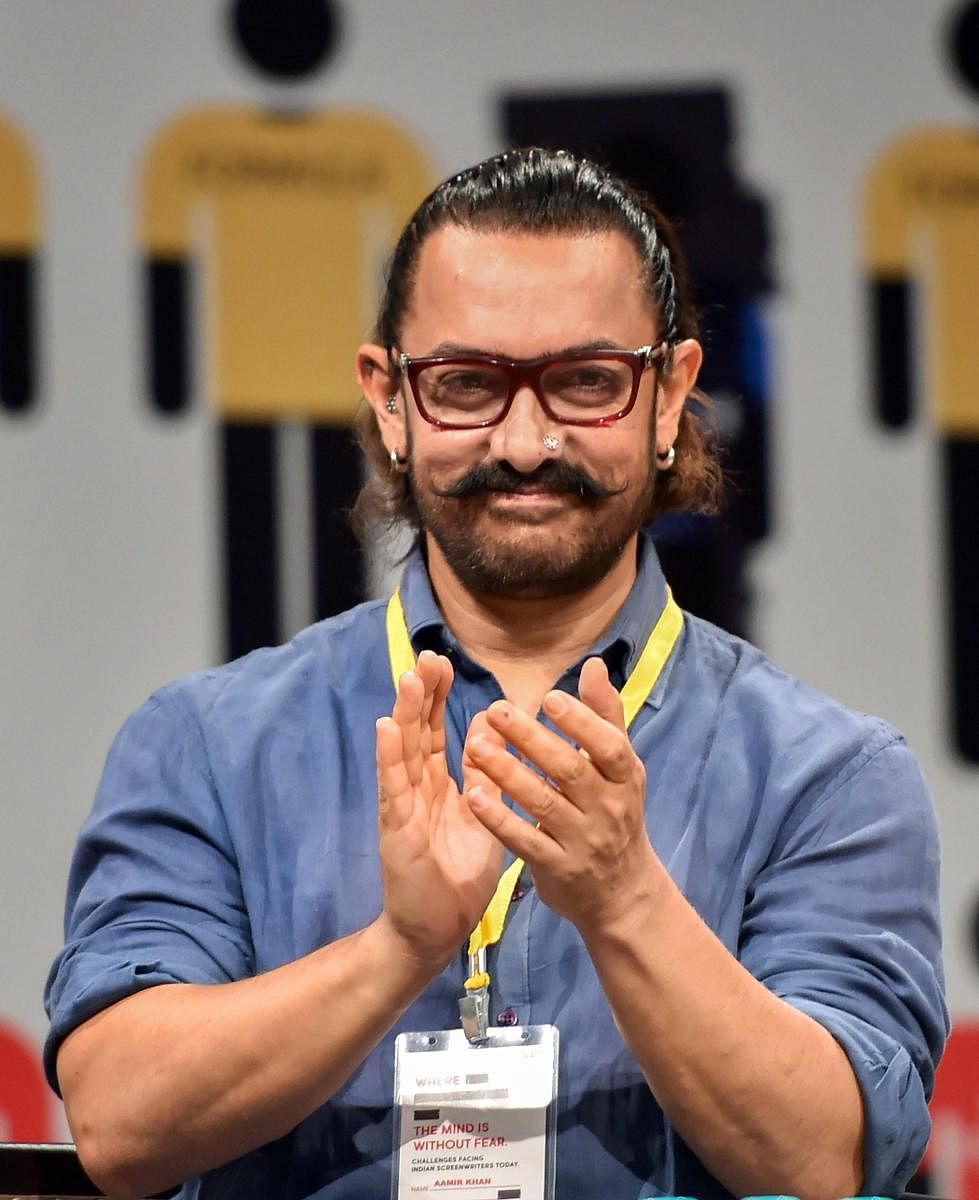 Superstar Aamir Khan, who starred along side Salman Khan in the 1994 Rajkumar Santoshi-directed movie, was one of the first from the film fraternity to pay tributes to Sinha. PTI file photo