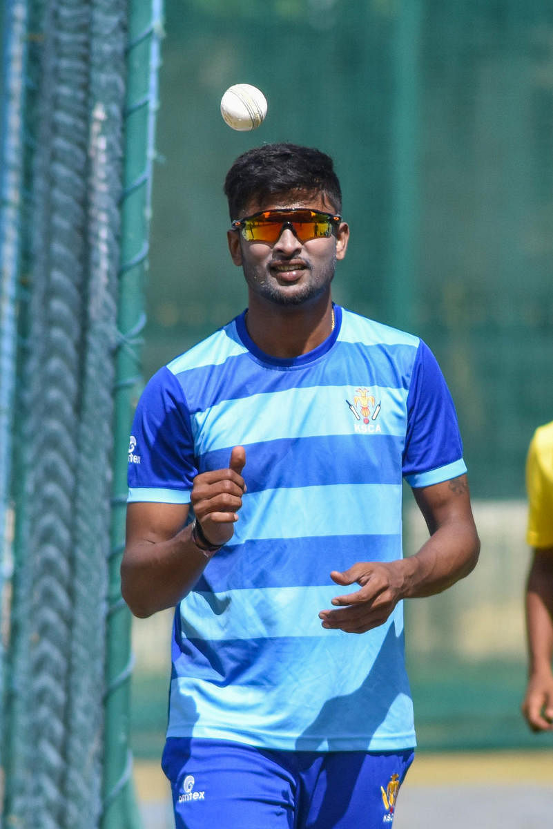 K Gowtham's return couldn't have come a better time for Karnataka, who take on Railways in a crucial Ranji Trophy game from Monday. DH FILE PHOTO