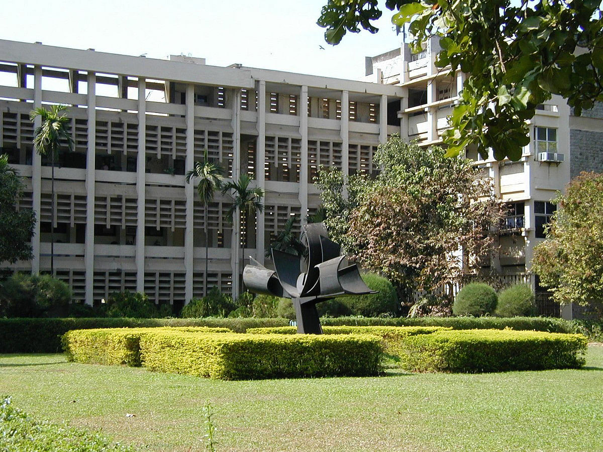 IIT Bombay. (Photo Credit: http://www.iitb.ac.in/en/about-iit-bombay)