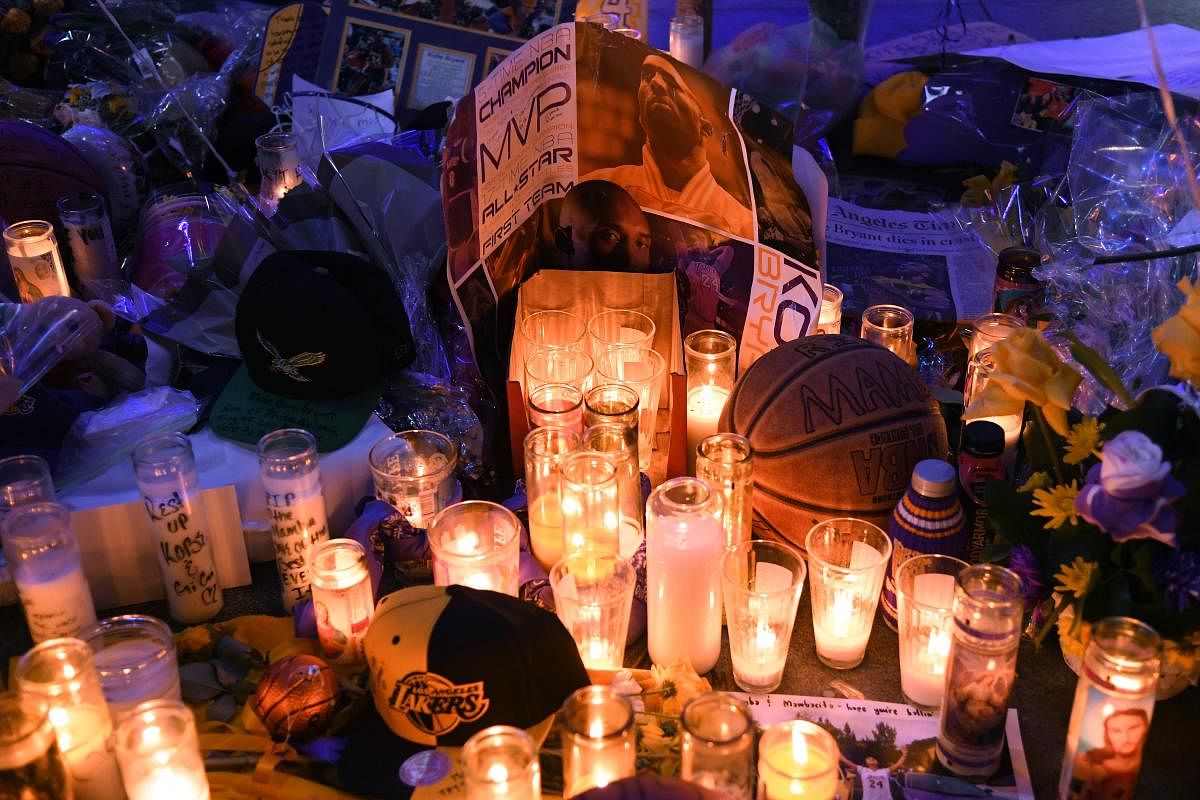 Items left by fans to pay their respects to Kobe Bryant at LA Live on January 28, 2020 in Los Angeles, California. (AFP Photo)