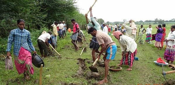 MNREGA workers. (DH File Photo)