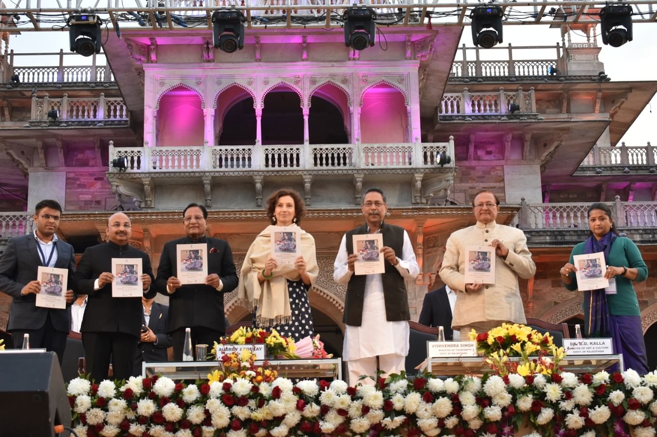 UDH & LSG Minister, Shri Shanti Dhariwal receiving the UNESCO Heritage Certificate from DG, UNESCO, Ms. Audrey Azoulay at an event at Albert Hall at Jaipur today. (DH Photo)