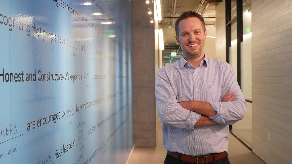 Ryan Roslansky, senior vice president of product, will become CEO as of June 1.