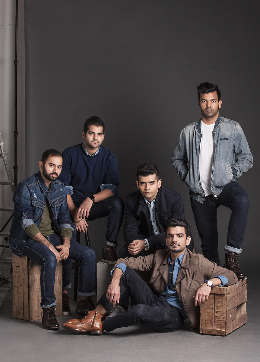 Sahil Shah, Himonshu Parikh, Vaibhav Pani, Stuart DaCosta and Rajan Batra are the members of ‘The Yellow Diary’.