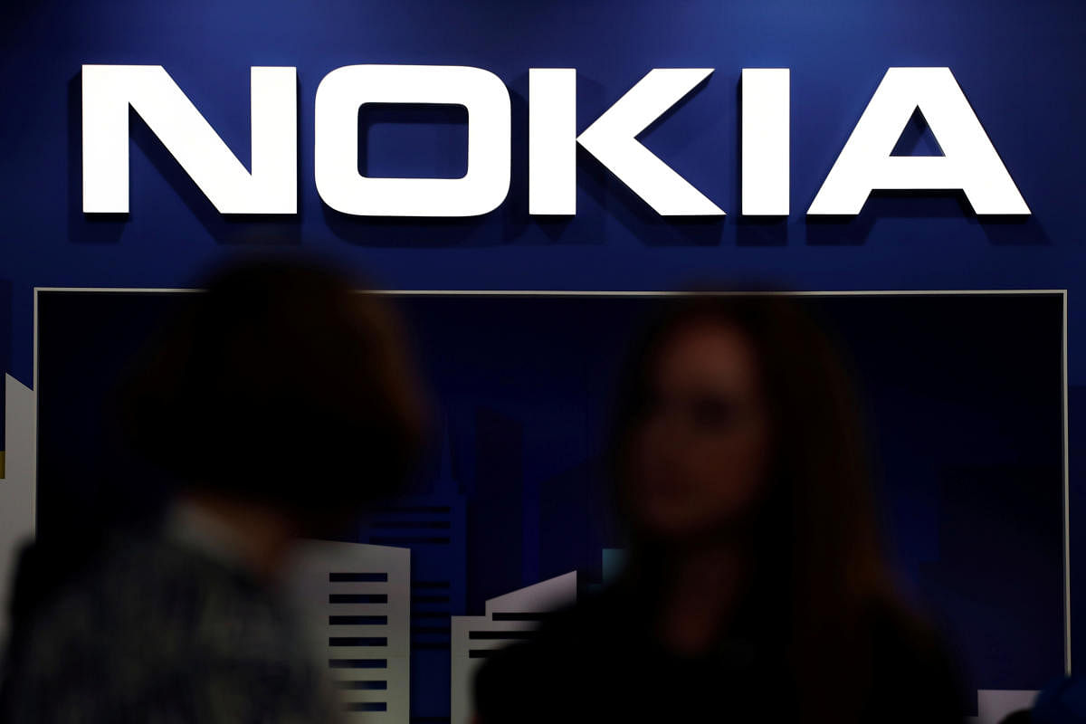  Visitors gather outside the Nokia booth at the Mobile World Congress in Barcelona, Spain, February 26, 2019. (Credit: REUTERS Photo)