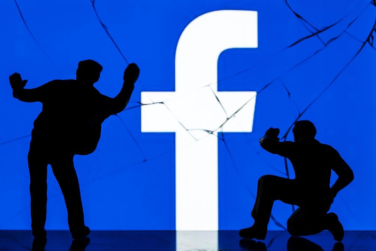 Facebook logo (AFP Photo)