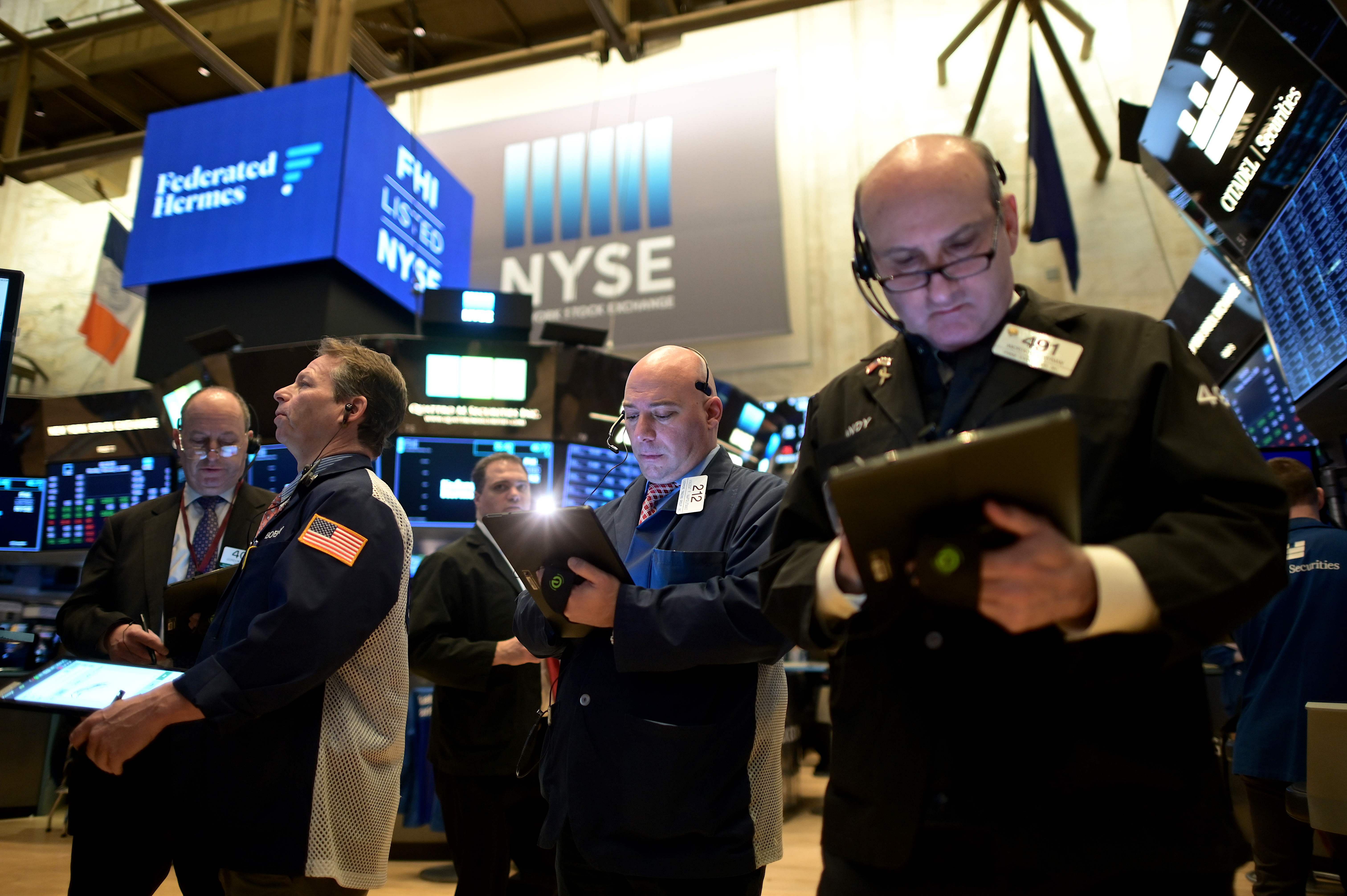 United Airlines and American Airlines, which both halted flights to China due to the outbreak, saw their shares decline by about 1.2 percent. (Credit: AFP Photo)