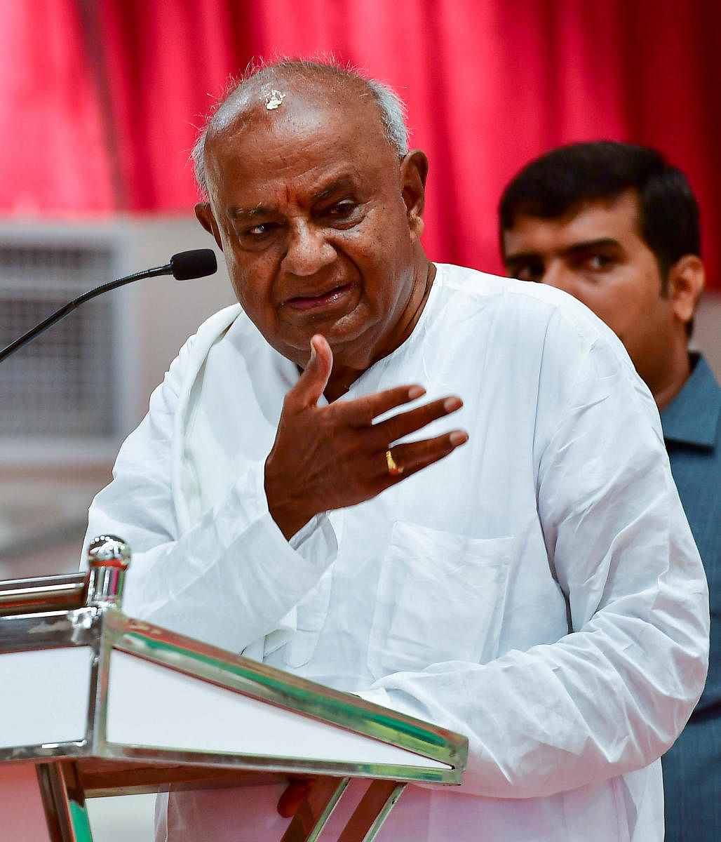 Without naming the Leader of the Opposition in assembly Siddaramaiah, Gowda said everyone knows who is responsible for the downfall of the coalition government.