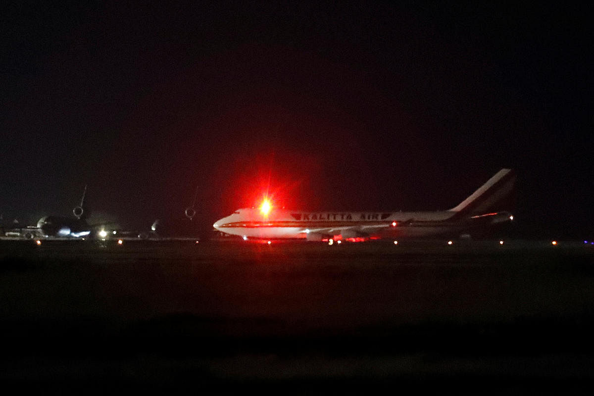 A cargo aircraft chartered by the U.S. government to evacuate American passengers from the cruise ship Diamond Princess, where dozens of passengers were tested positive for coronavirus in Japan, arrives at Travis Air Force Base in Fairfield, California, U.S. February 16, 2020. Picture taken February 16, 2020. (REUTERS Photo)