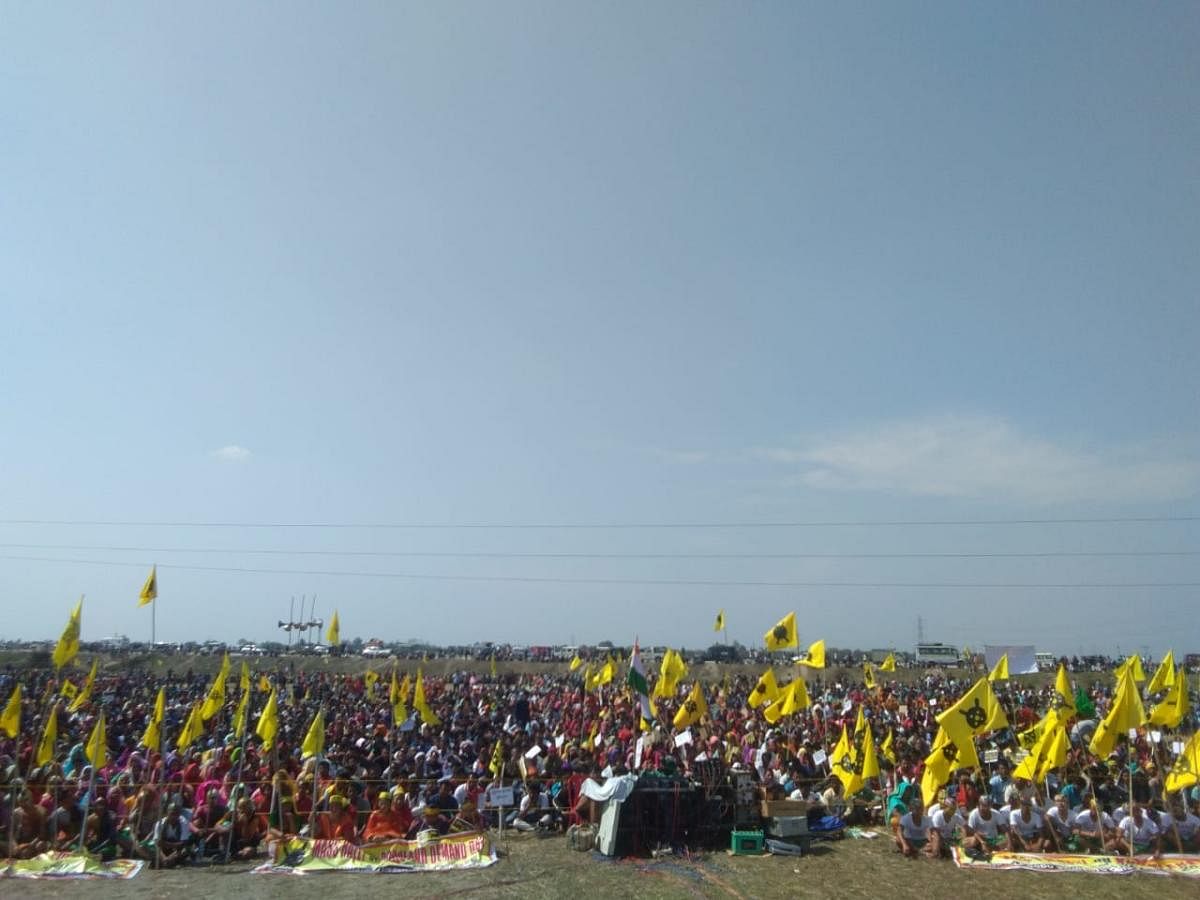 Agitators seeking a separate Bodoland state in Kokrajhar, Assam on Saturday. Photo by ABSU