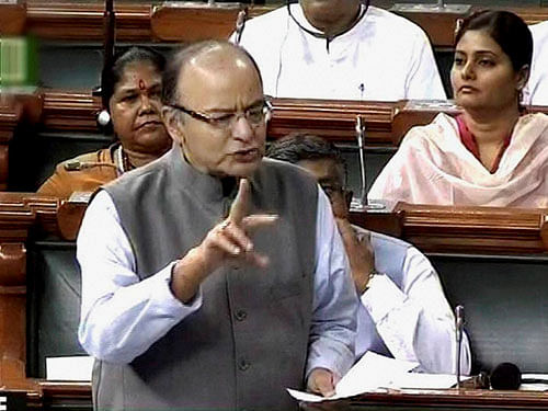 According to sources, Finance Minister Arun Jaitley separately met leaders of Congress, Left parties, Samajwadi Party and JD(U) and discussed with them provisions of the GST Bill.