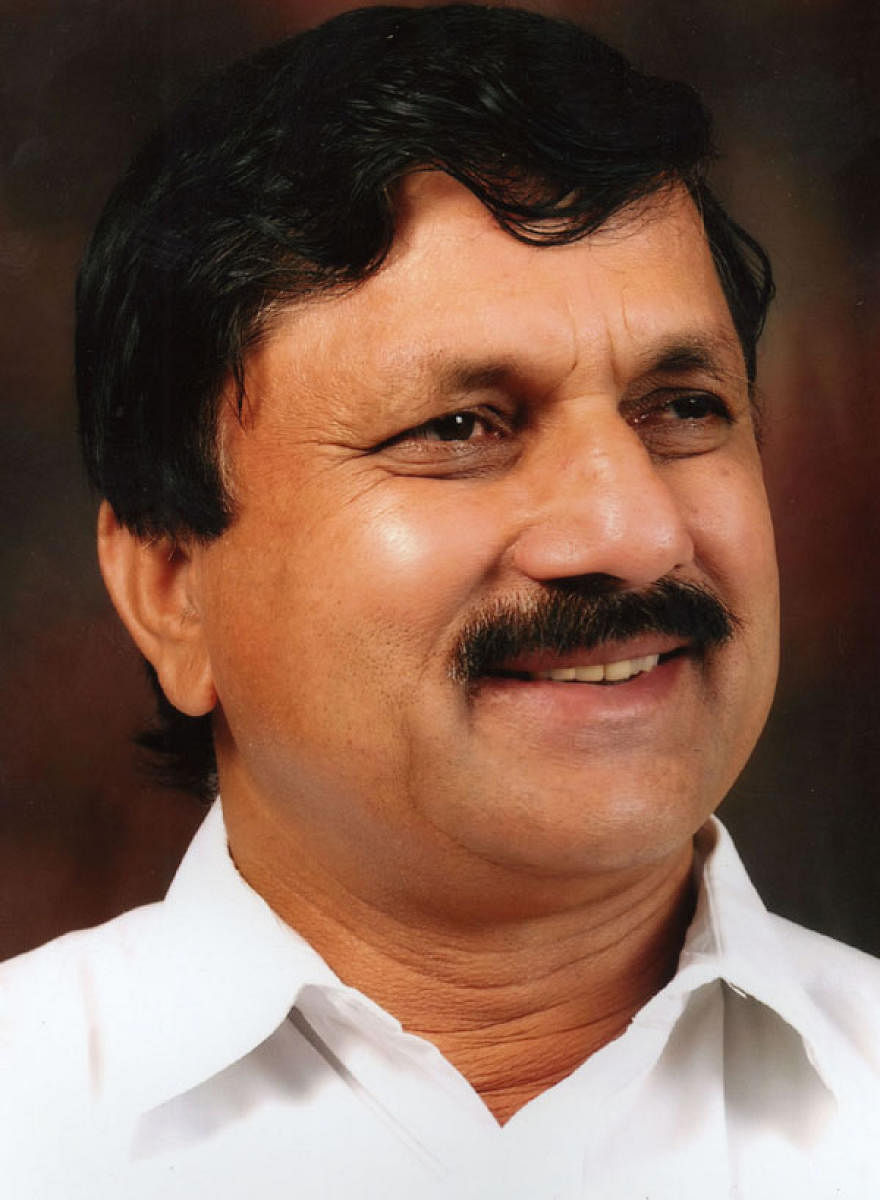 The Committee on Local Bodies and Panchayat Raj, headed by BJP’s Araga Gnanendra (pictured), in its interim report tabled in the Legislative Assembly on Thursday, recommended action against Principal Secretary (Primary & Secondary Education) S R Umashankar and RMSA state project director M T Reju.