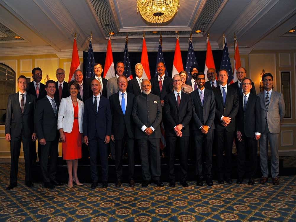 A group picture of the prime minister with the CEOs. Image courtesy Twitter