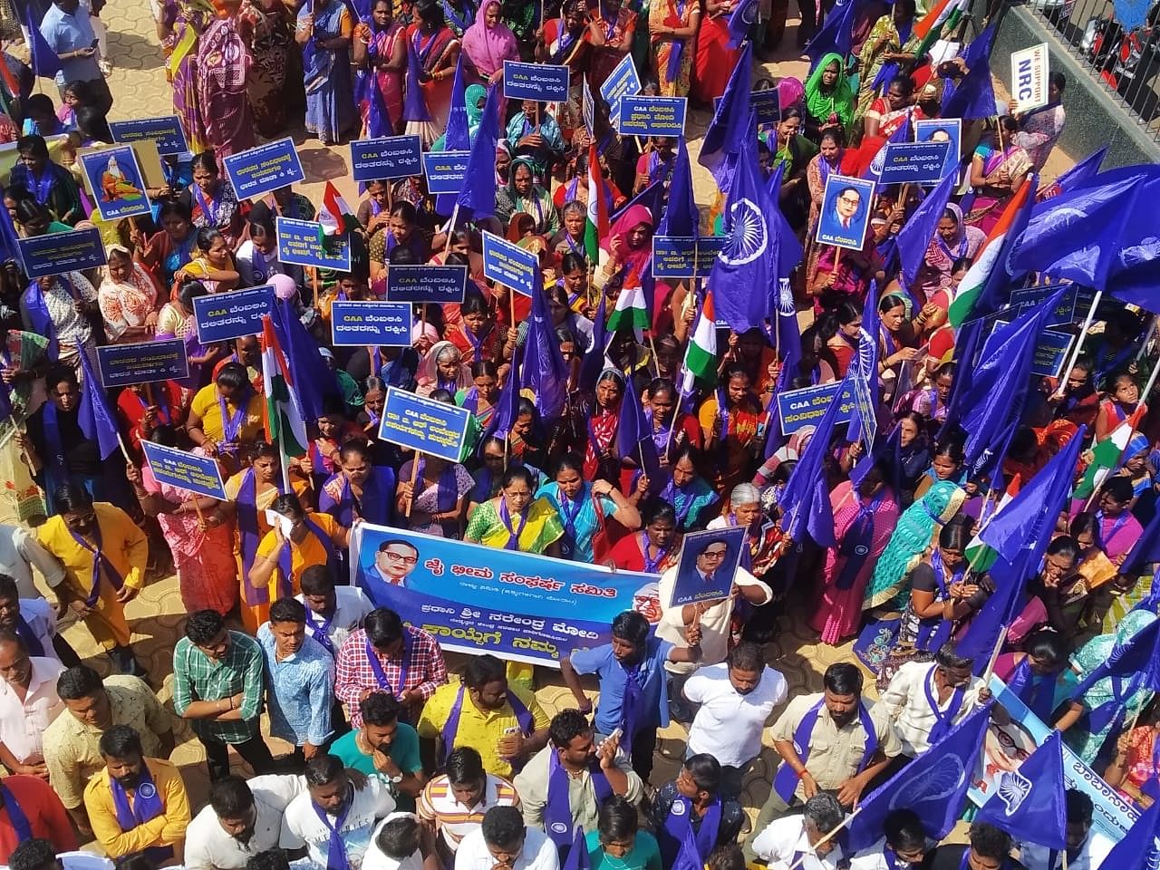 Members of Dalit organisations and BJP workers took out a rally in Hubballi on Thursday. (DH Photo)