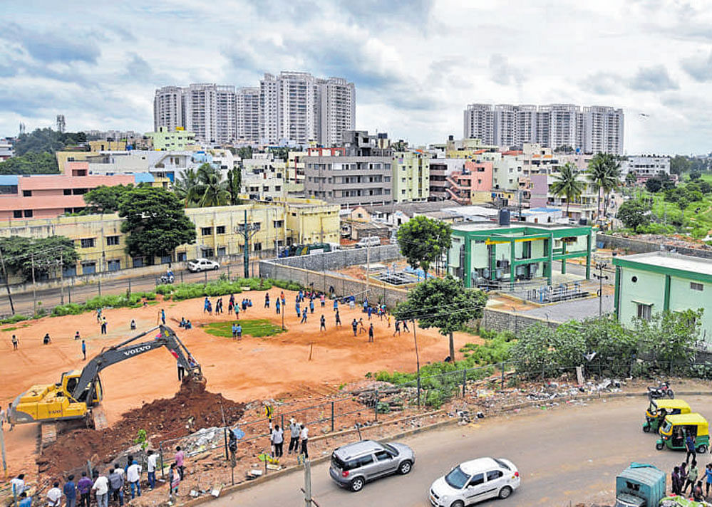 The Bengaluru residential real estate market has entered a consolidation phase in 2018, after demand headwinds and structural reforms witnessed during 2017. The industry has absorbed the impact of regulatory developments from 2017, including implementation of the Real Estate Regulation and Development Act (RERA) and the Goods and Services Tax (GST), which had caused an extended disruption in the market. DH file photo for representation