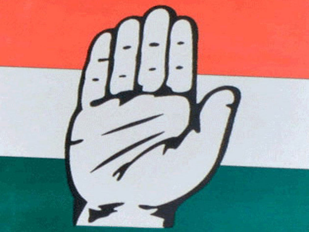 Congress names poll panel for Gujarat
