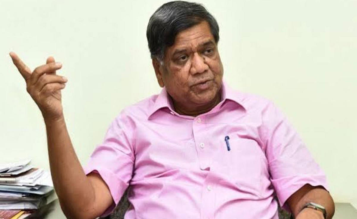 Industries and District In-charge Minister Jagadish Shettar. (DH Photo)