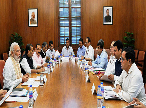 Prime Minister Narendra Modi reviewing drought situation in Maharashtra with a delegation from the state led by Chief Minister Devendra Fadnavis, at a high level meeting in New Delhi on Saturday. PTI photo