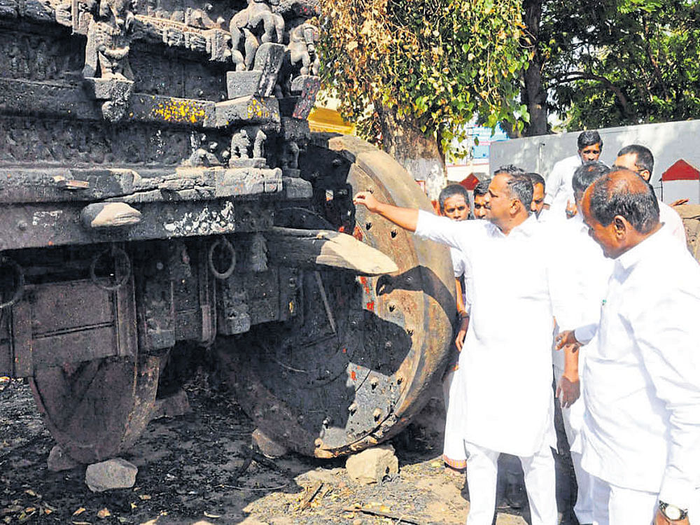 Food and Civil Supplies and District-in-charge Minister U T Khader inspected the damaged Brahmaratha at Sri Chamarajeshwara swami temple in Chamarajanagar on Wednesday.