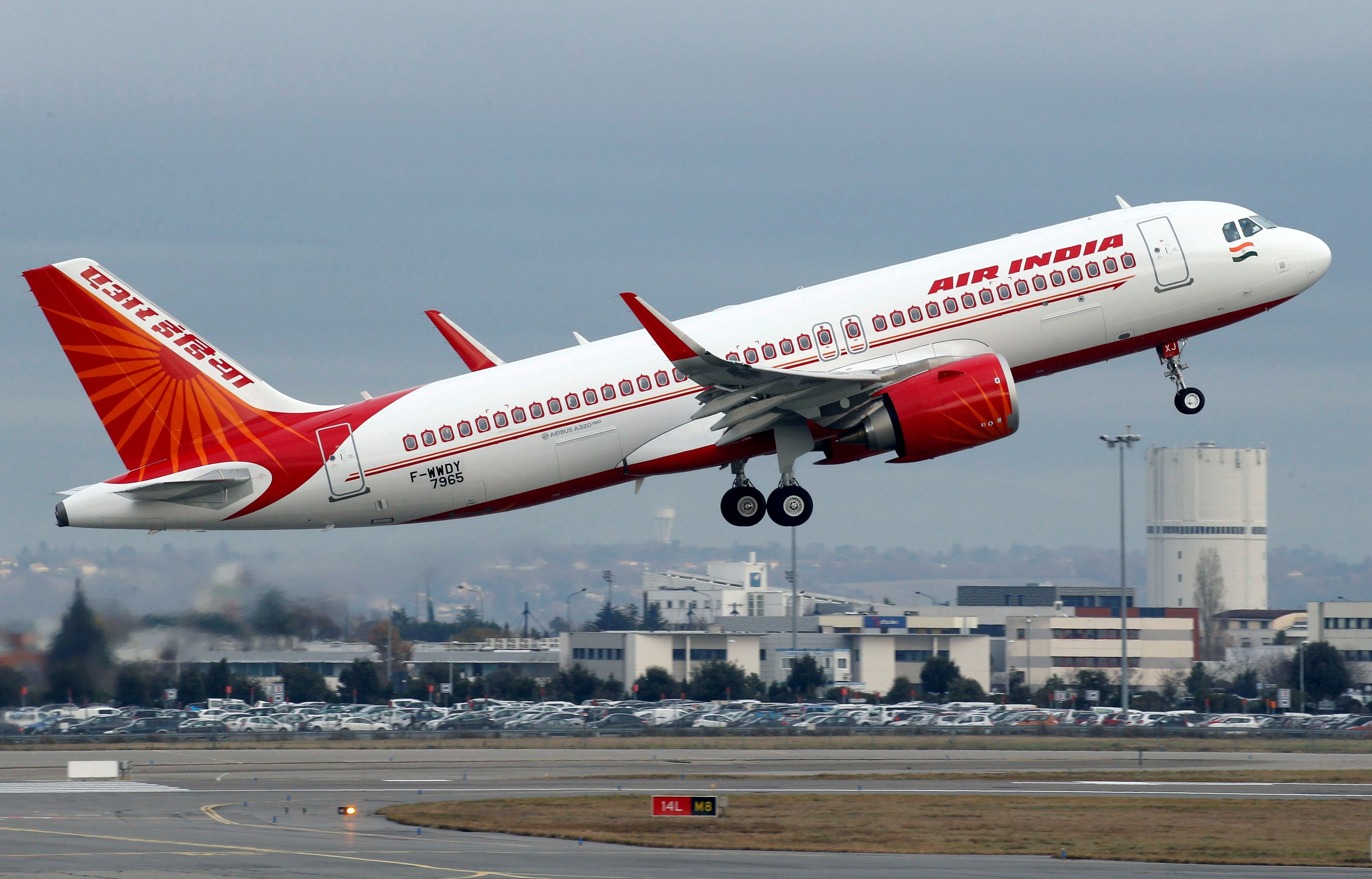  An Air India Airbus A320neo plane takes off in Colomiers near Toulouse, France. (Credit: Reuters Photo)