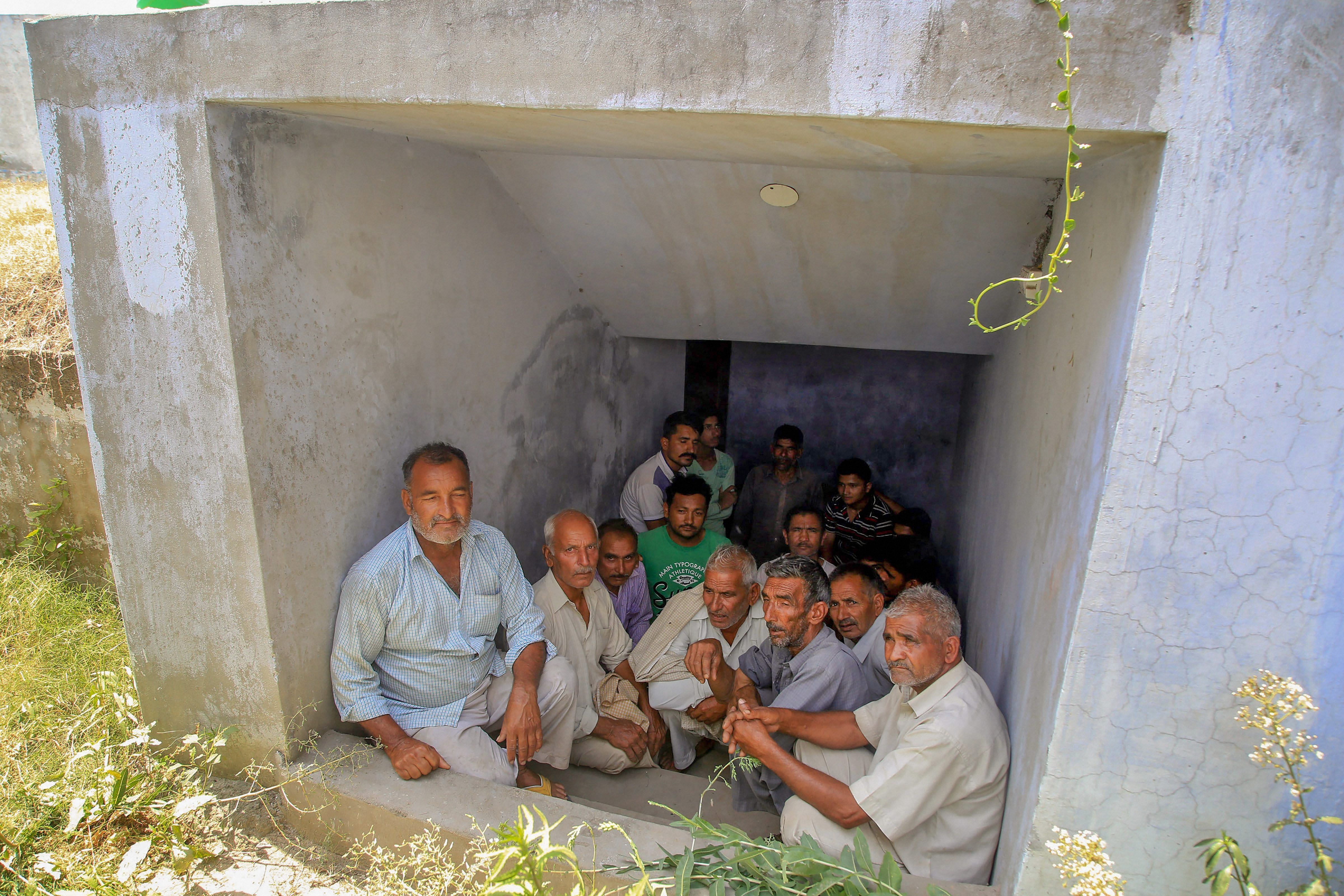 The building of bunkers —  1,431 community and more than 13,000 individual bunkers  —  will take place in Kathua, Samba, Jammu, Rajouri and Poonch districts, officials said. PTI file photo