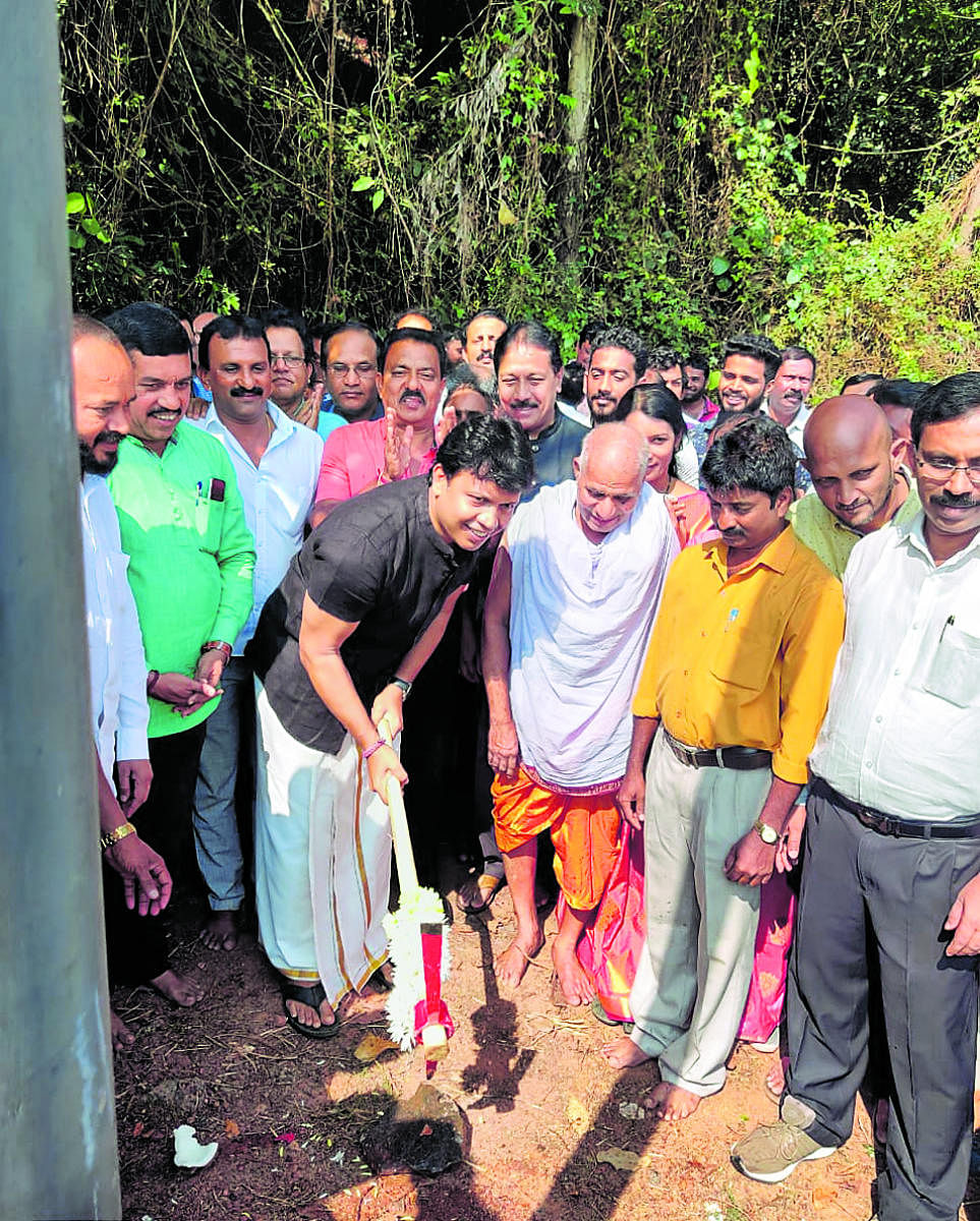 MLA Dr Y Bharath Shetty breaks ground for the rejuvenation work on Kavoor lake.